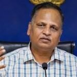 आरोपियों की तस्वीरें-वीडियो सोशल मीडिया पर डालने पर रोक की मांग, सुप्रीम कोर्ट ने केंद्र और राज्यों से मांगा जवाब